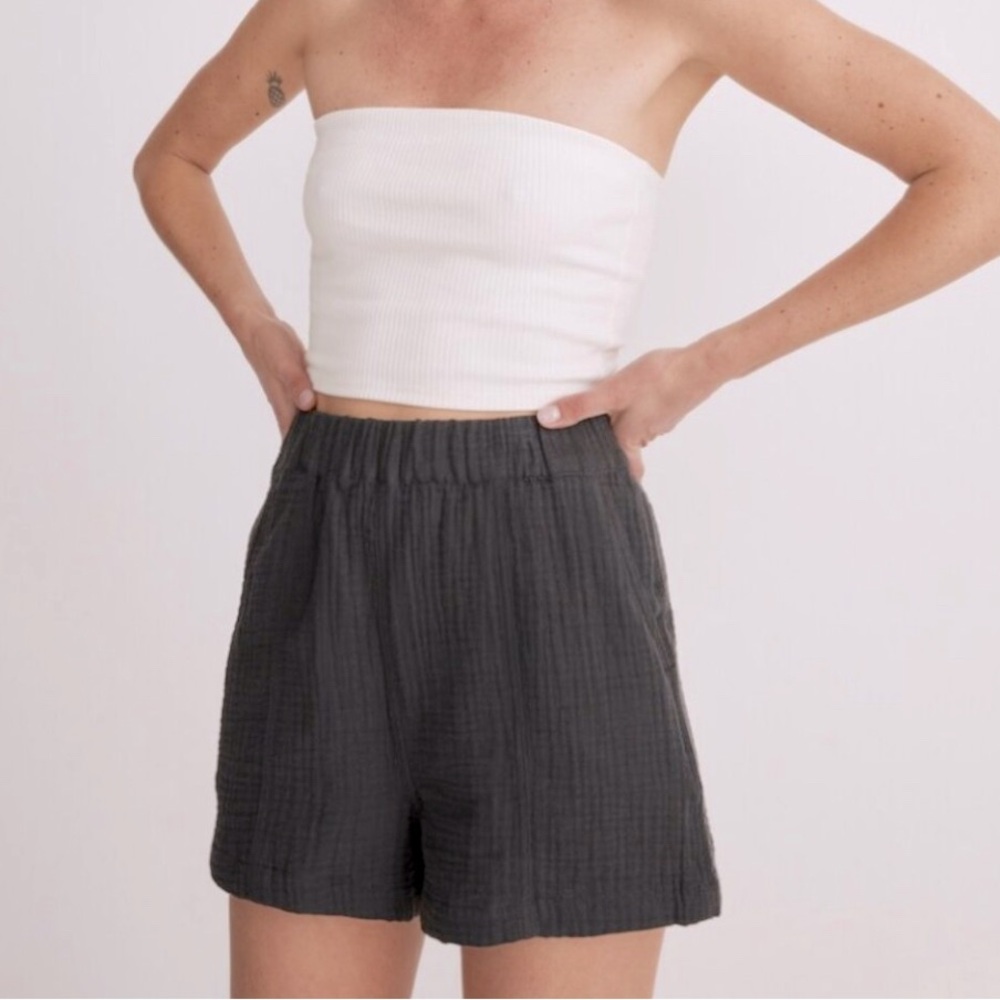 Madewell lightspun easy pull on Shorts charcoal size L
